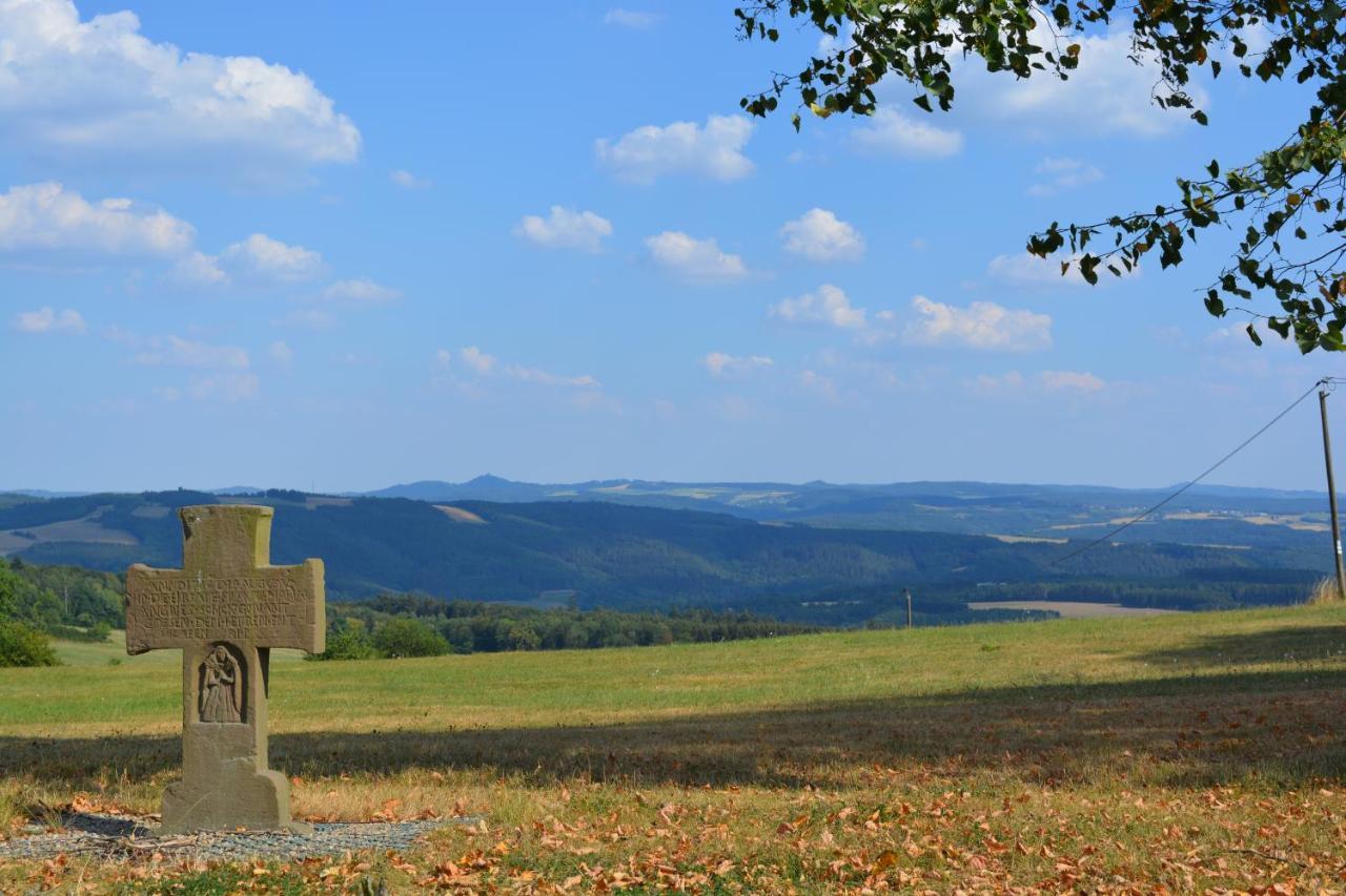 Gasthaus Zur Burgschaenke Otel Aremberg Dış mekan fotoğraf